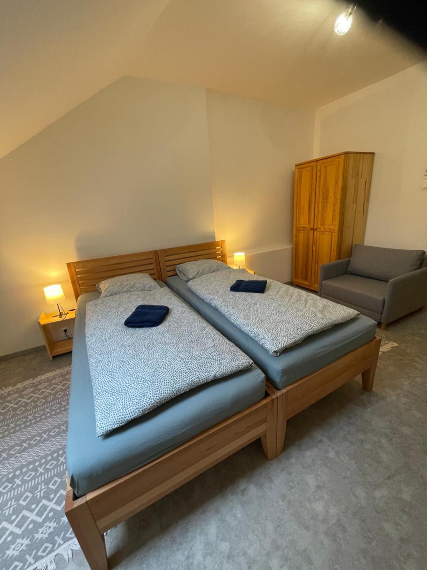 Zu Hause Guest House Vrbov Room photo